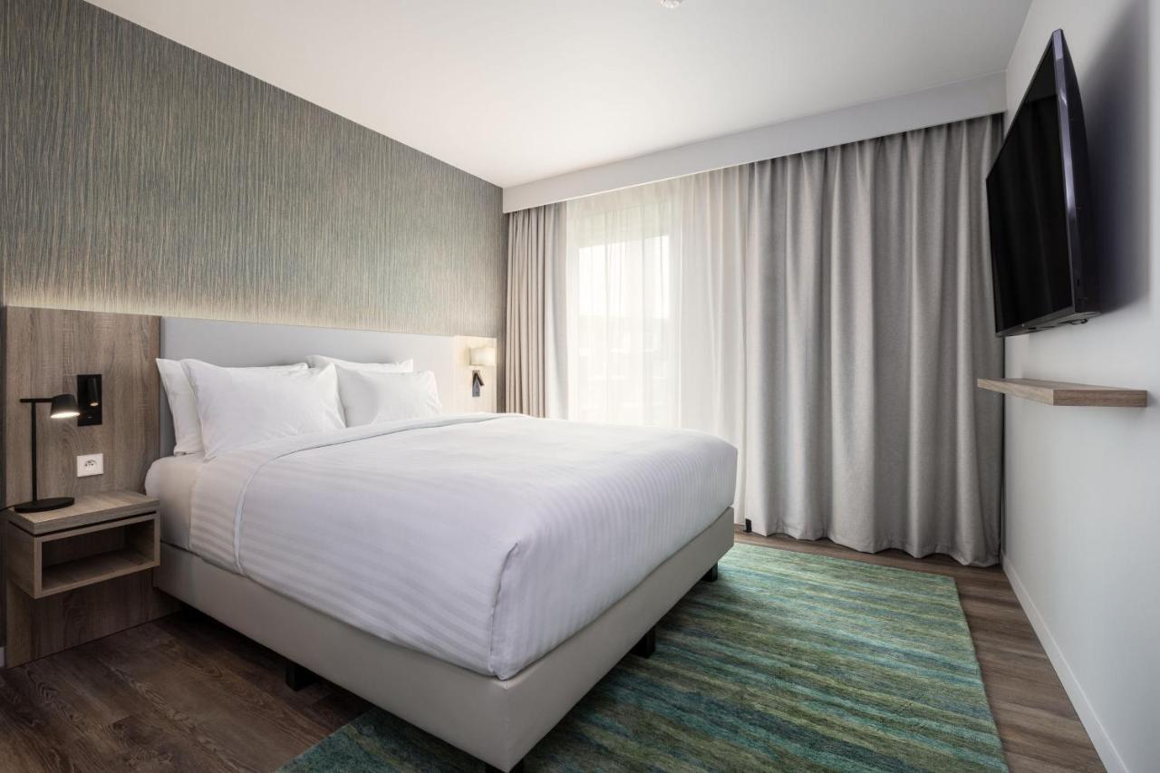 Residence Inn By Marriott Paris Charles De Gaulle Central Airport ロワシー・アン・フランス エクステリア 写真